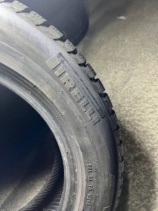 Автошини зимові Pirelli 205/60/16 (2шт)Резина,Колеса,Гума,Скати, Шини)
