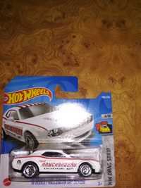 модель '18 Dodge Challenger SRT Ramchargers 

1:64 Scale

HW RACE DAY