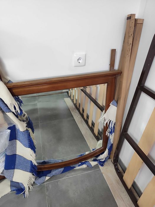 Quarto casal, cómoda e mesinhas de cabeceira