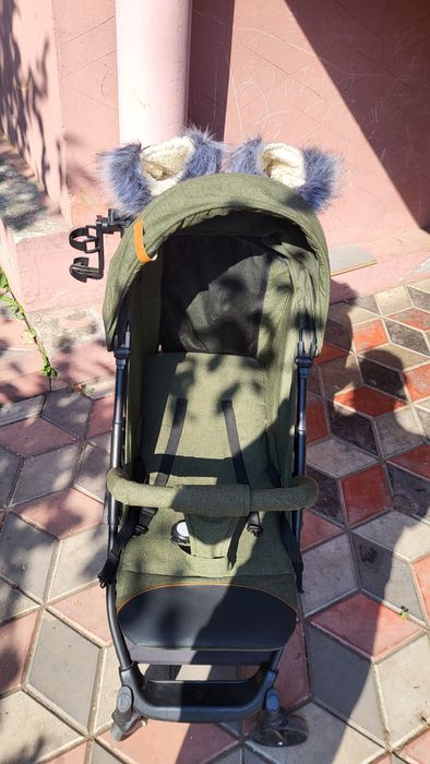 Прогулянкова коляска Bambi M 4249-2, темно-зелена 

Матеріал ра