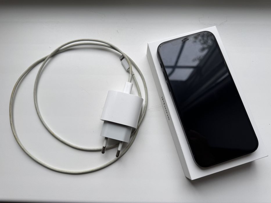 iPhone 12 Black 128 GB