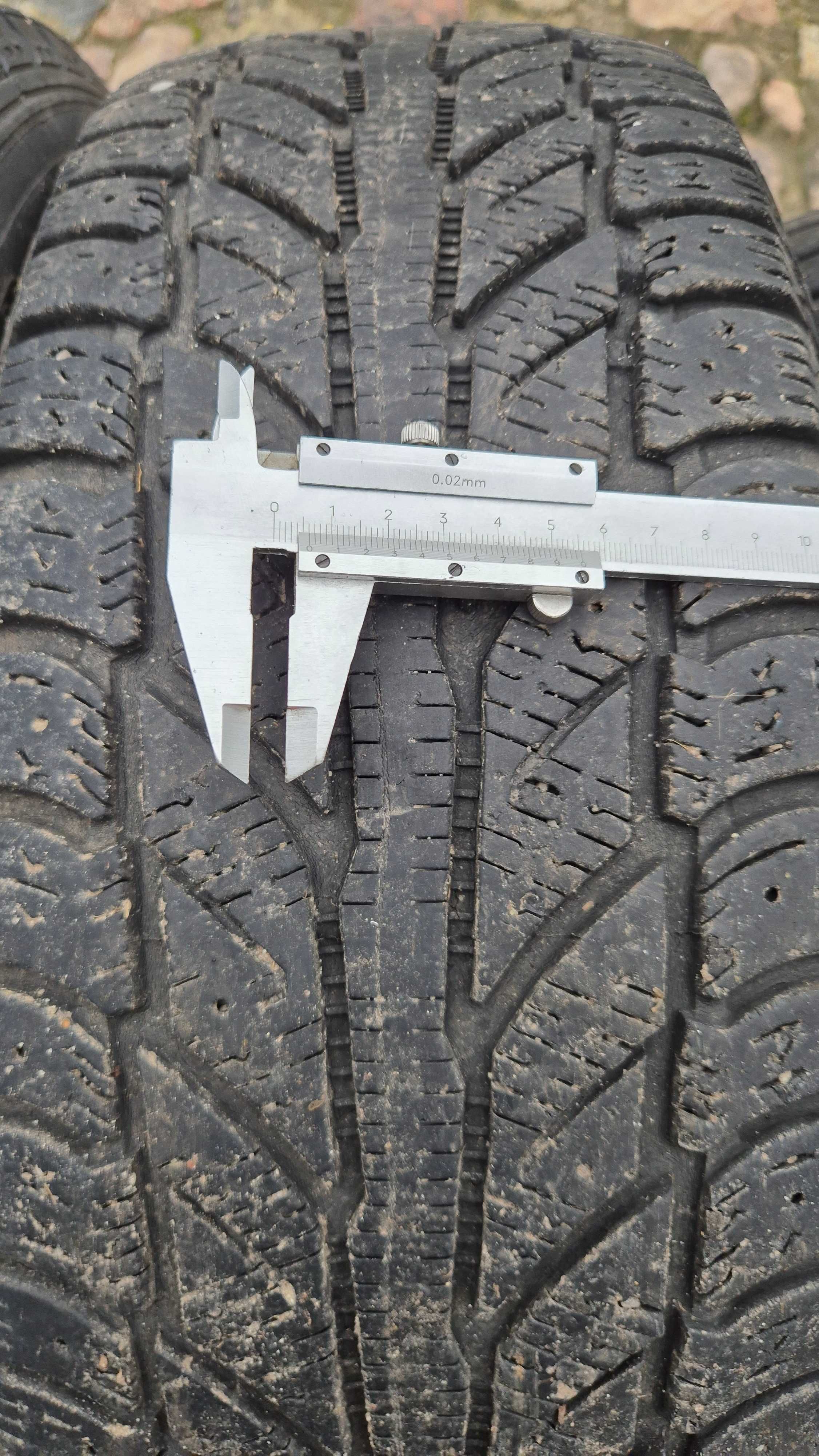 2 opony zimowe w rozmiarze 205/70 R15
