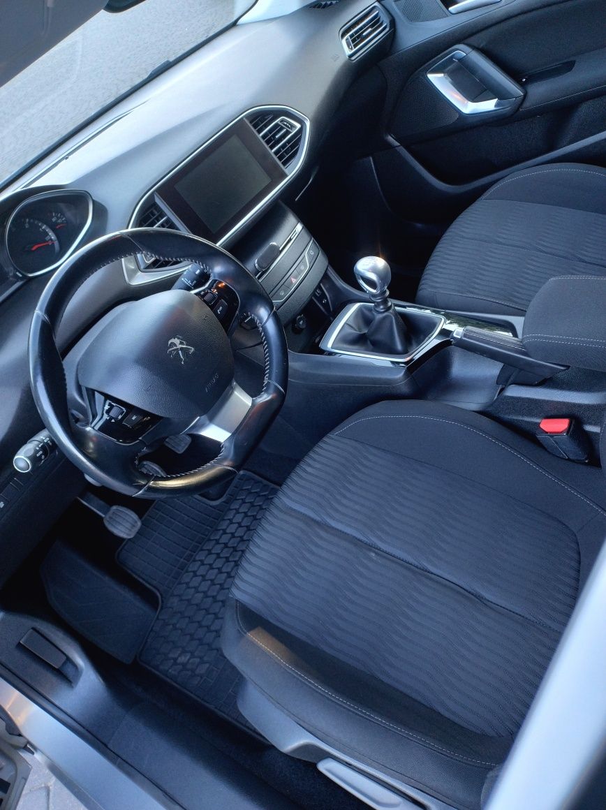 Peugot 308 1.6 HDi 120km bezwypadkowy, super stan