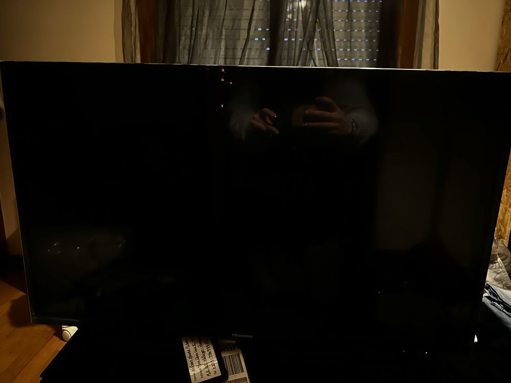 Televisao hisense 32”