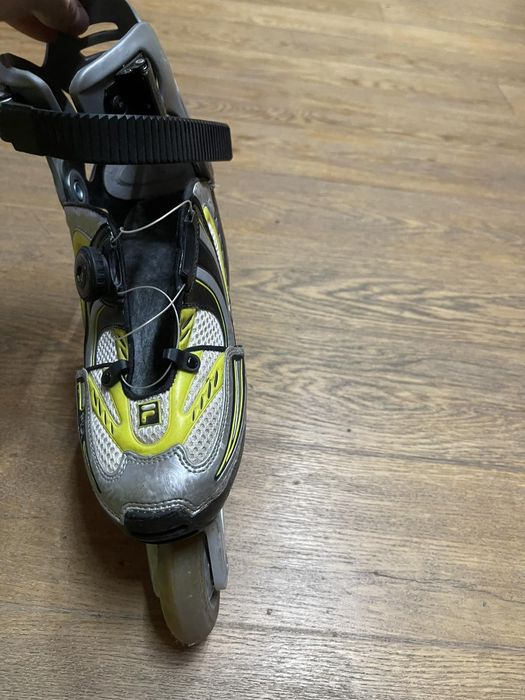 Продам роликові ковзани