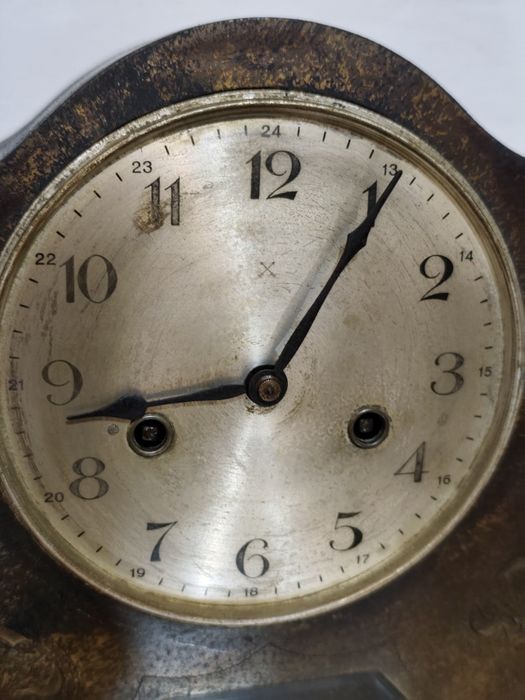 Zegar kominkowy Napoleon Junghans