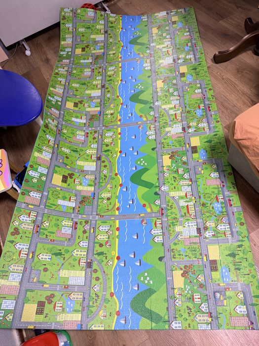 Дитячий коврик «паркове містечко»