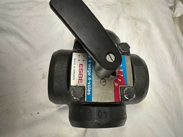 4drogowy zawór mieszający 1 1/4 ESBE