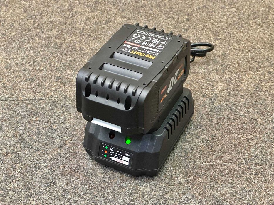 Комплект Procraft Акб 8.0Ah max + Зарядка | Все необходимое для работы