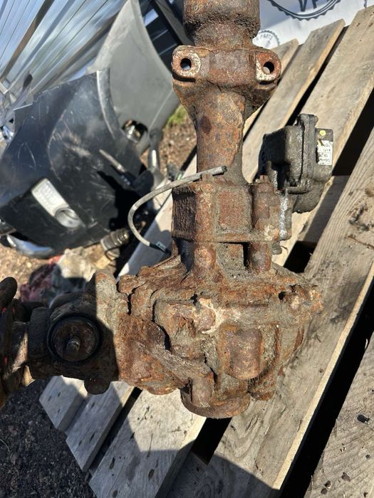 Передній редуктор Toyota Hilux 2.5 D-4D (2005–2011)