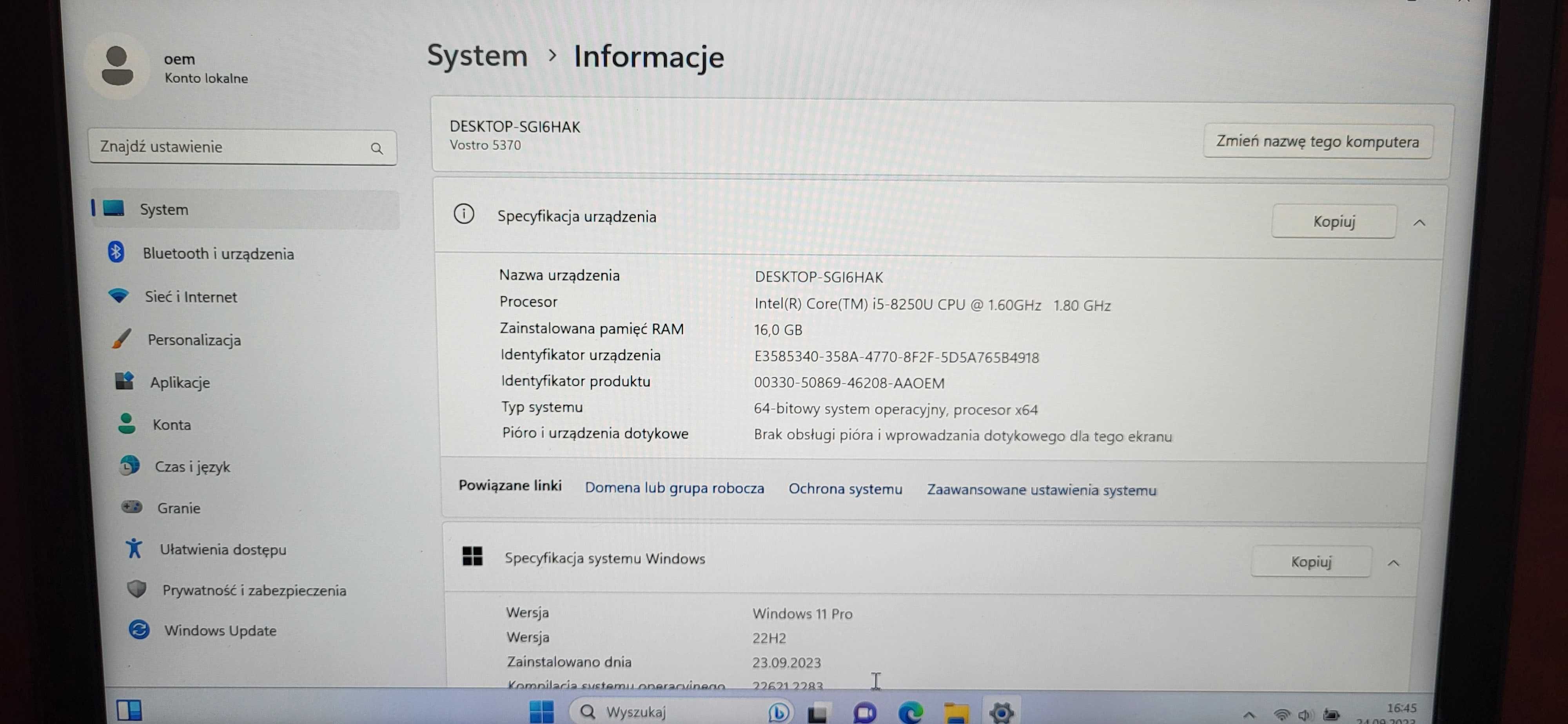 Laptop Dell Vostro 5370 13,3" 16GB RAM \ 256GB SSD WIN11PRO