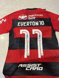 Camisola de jogo Flamengo usada e autografada Everton