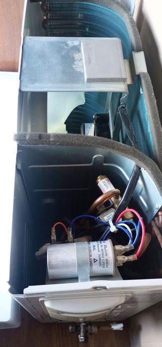 Продам кондиционер Luberg LSR-09HD на 25м2