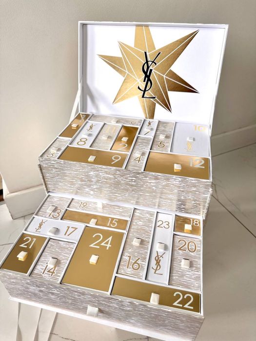 В наявності Адвент календар YSL Yves Saint Laurent Beauty Advent  2025