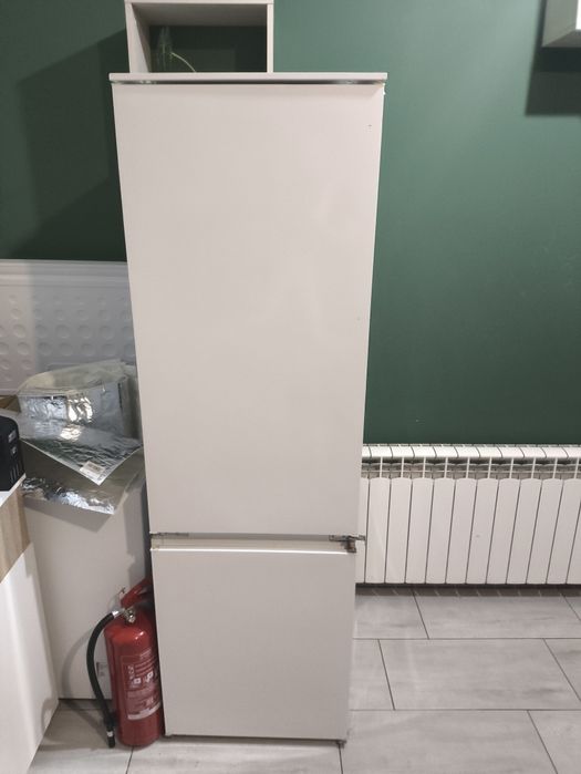Lodówko-zamrażarka Zanussi A+ Claas do zabudowy