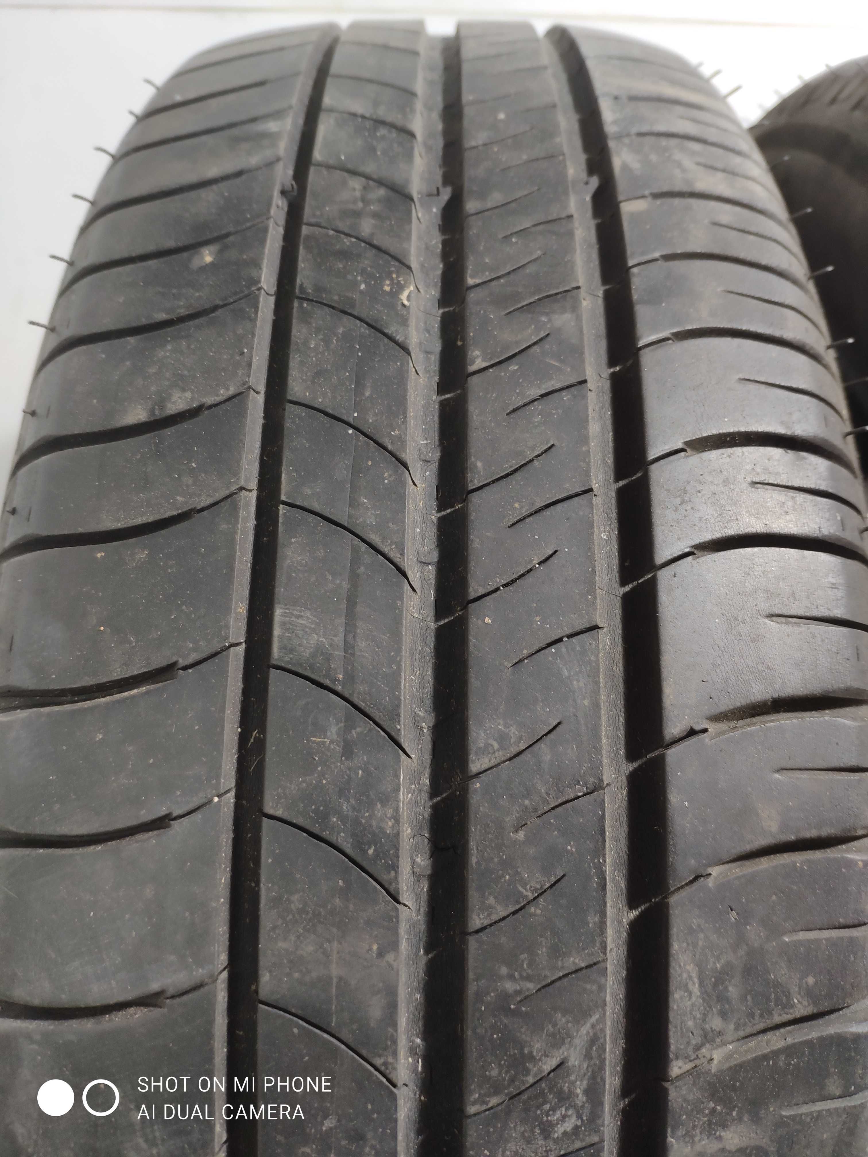 Opona Opony 185/60R15 MICHELIN Energy Saver + 84T 2szt para lato