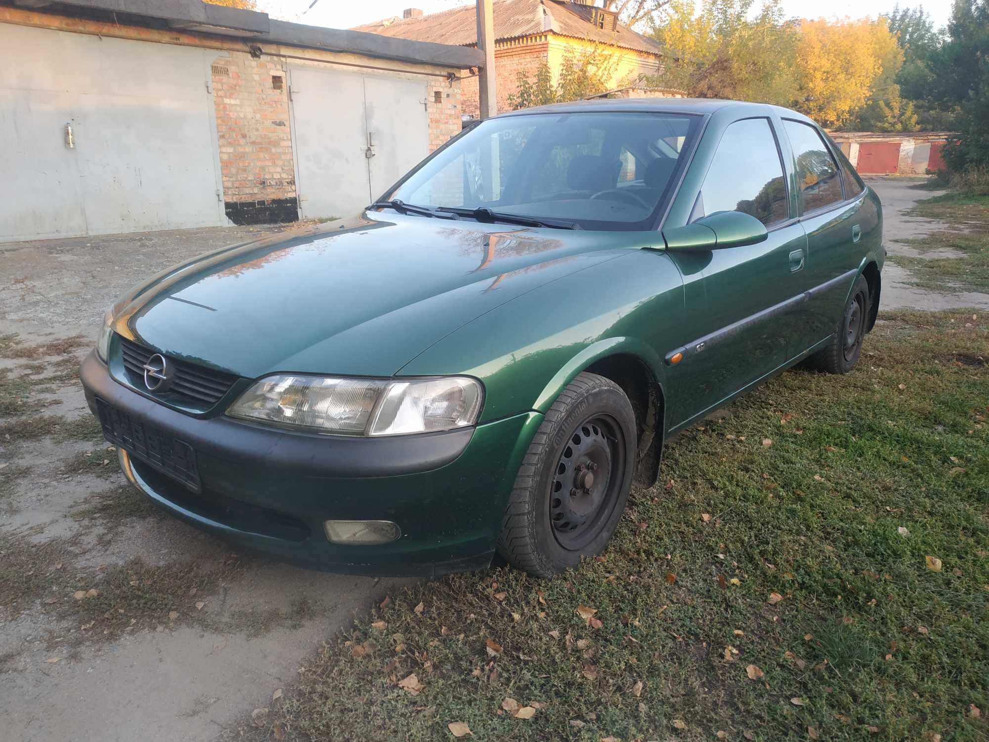 запчасти Opel Vectra B 96 г.в 18I