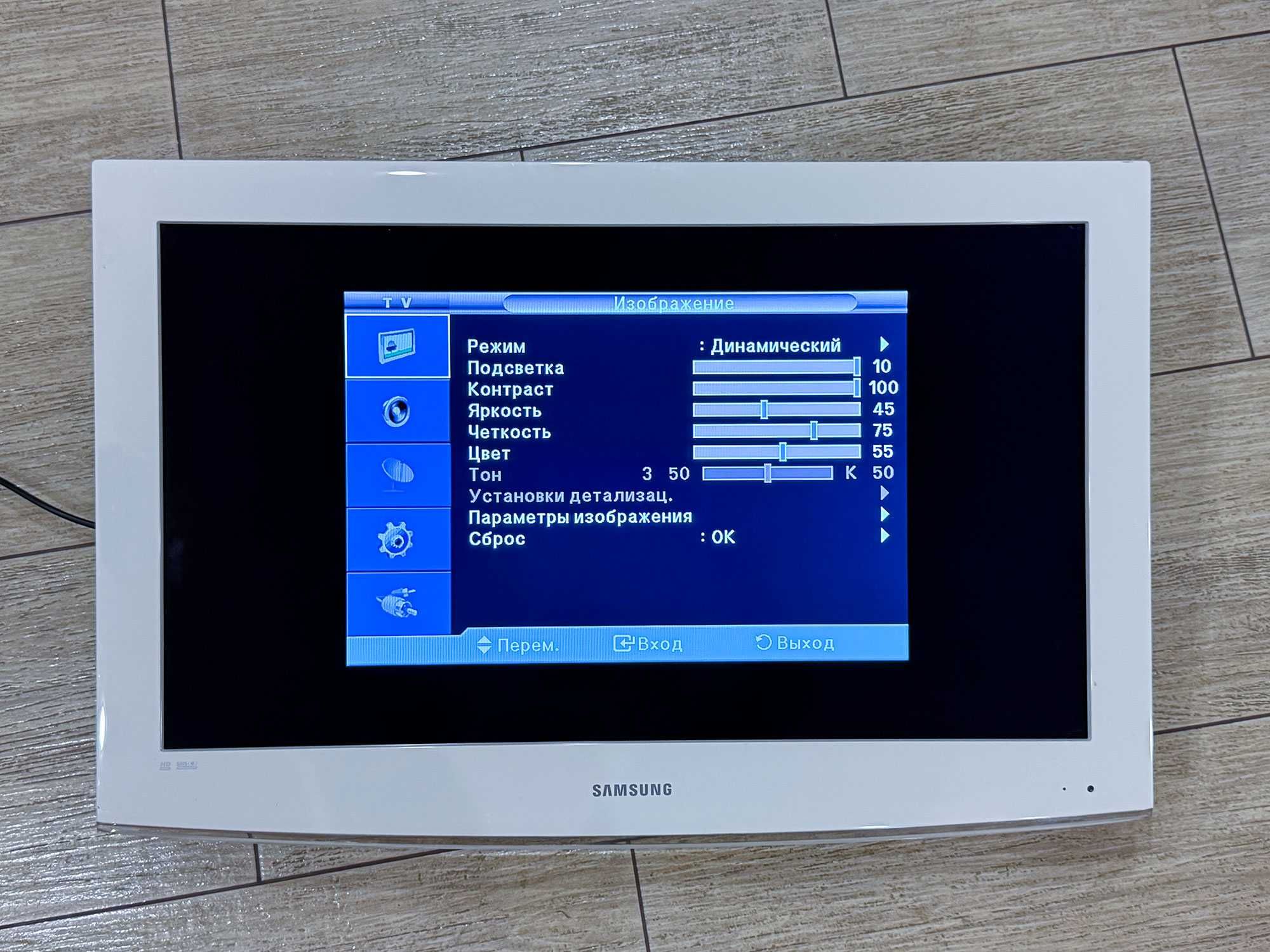 Телевізор Samsung 32", LE32A454C1, Lcd, білий