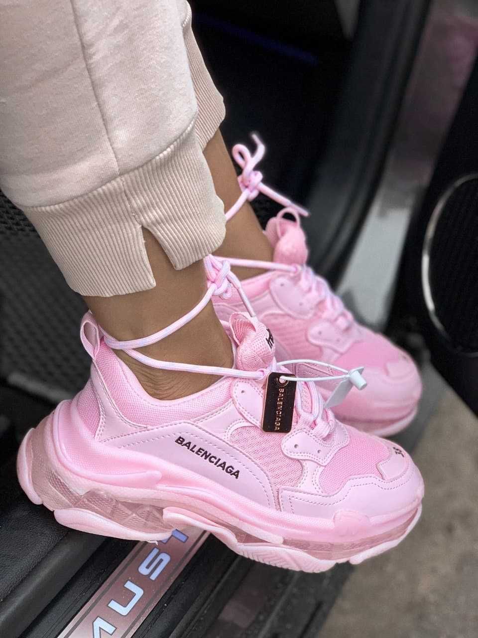 Balenciaga TRIPLE S Rose pink