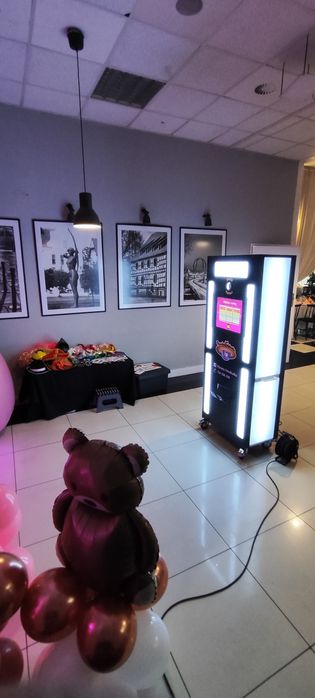 FOTOBUDKA wynajem - na twoją imprezę, urodziny, wesele