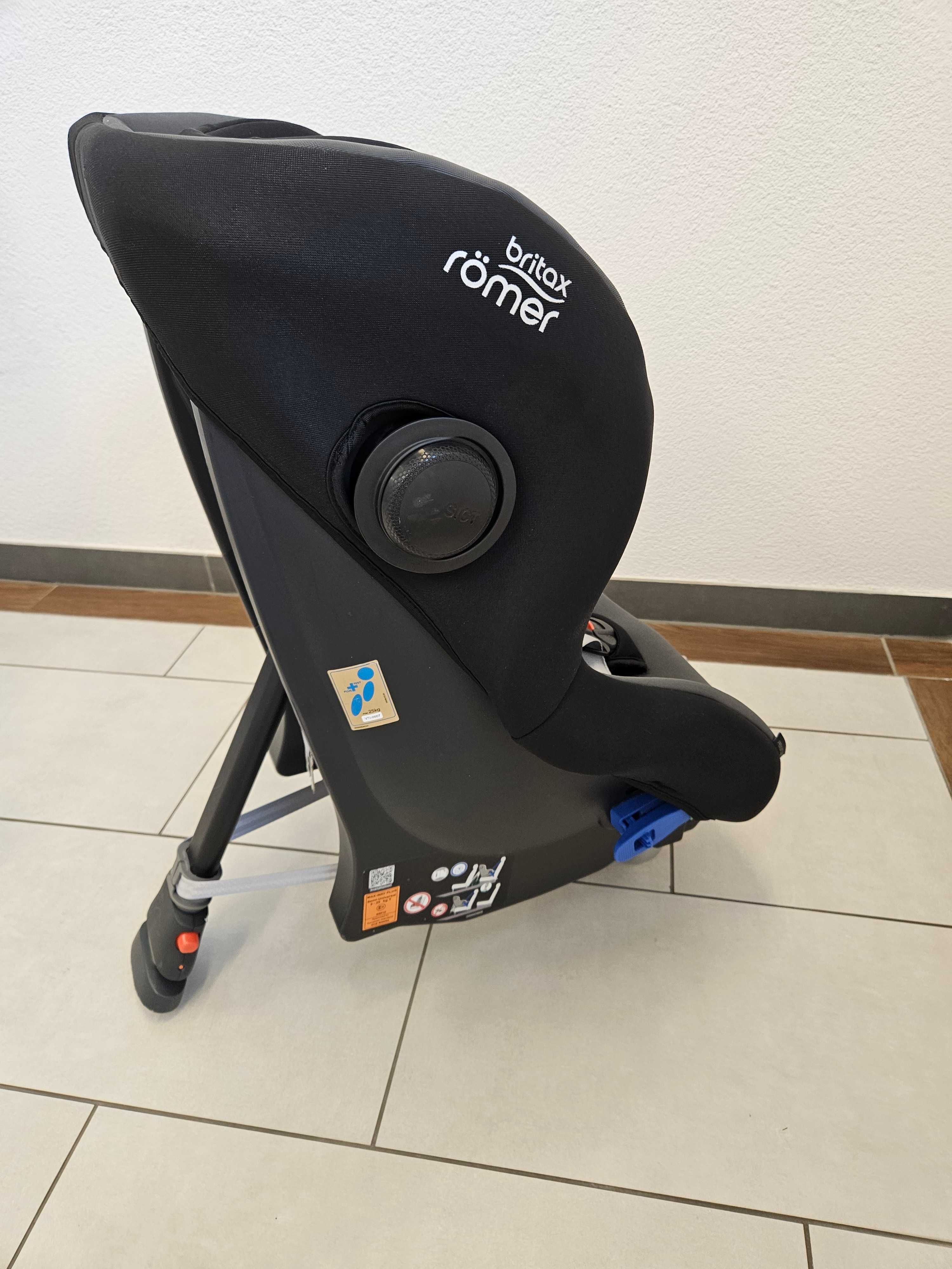 Fotelik Britax Romer Max Way Plus 9-25 kg - do jazdy tyłem