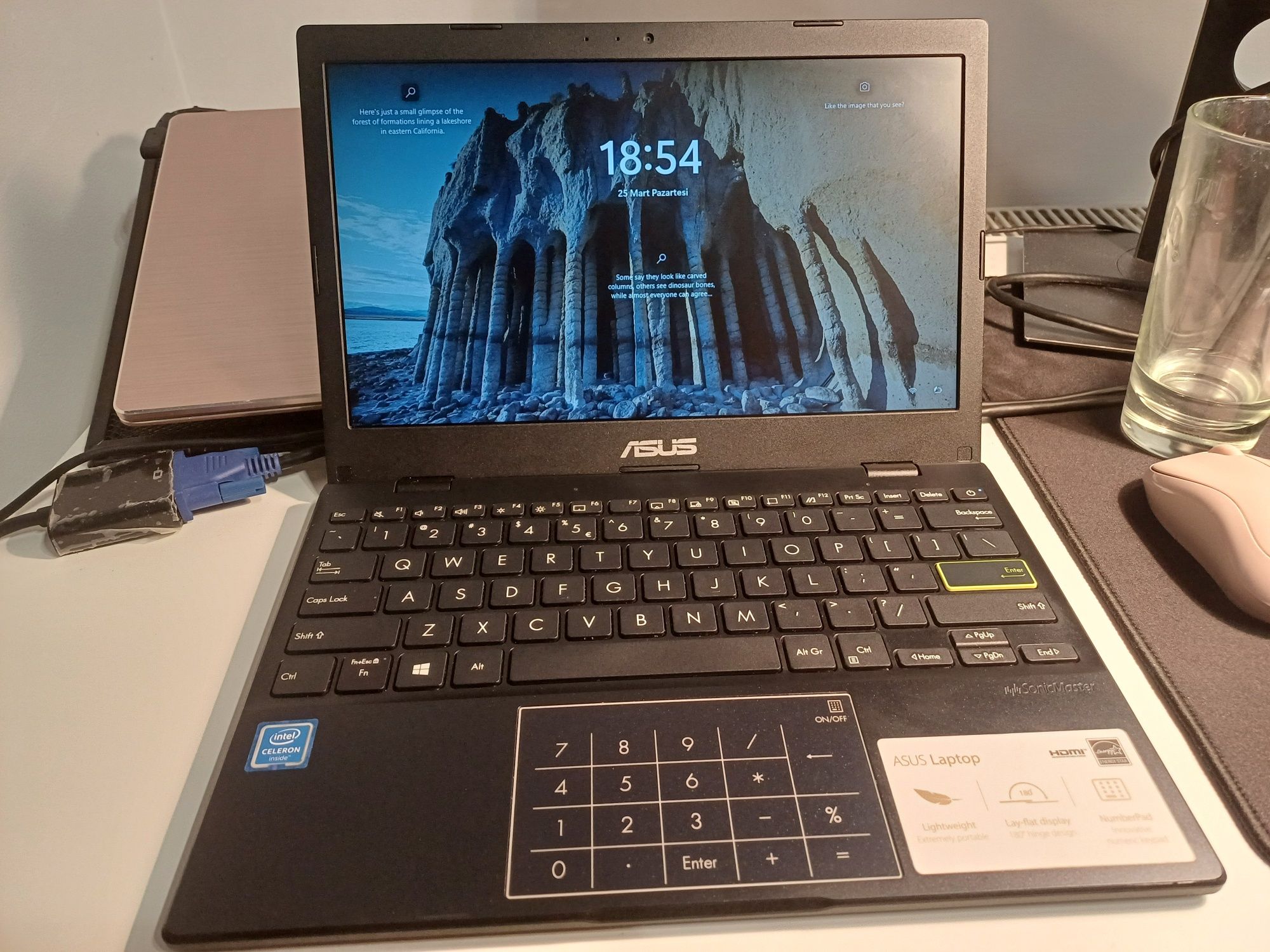 Asus E210MA - RAM 4GB/128GB