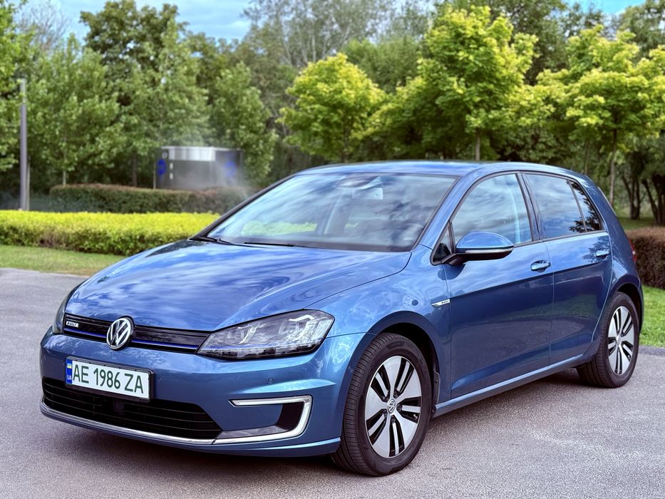 Volkswagen E-Golf Супер стан