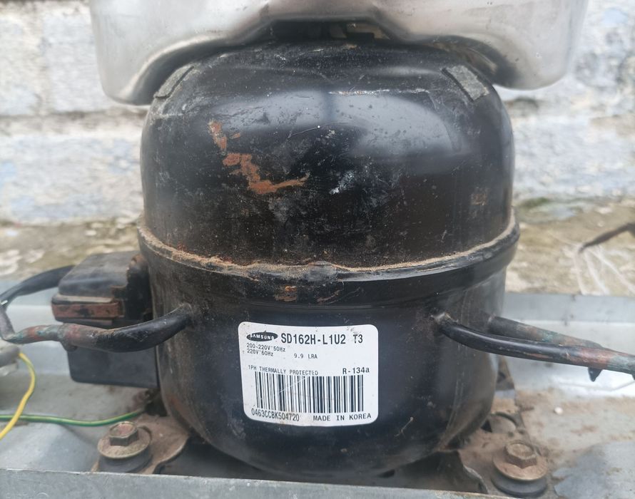 Компресор холдильника самсунг