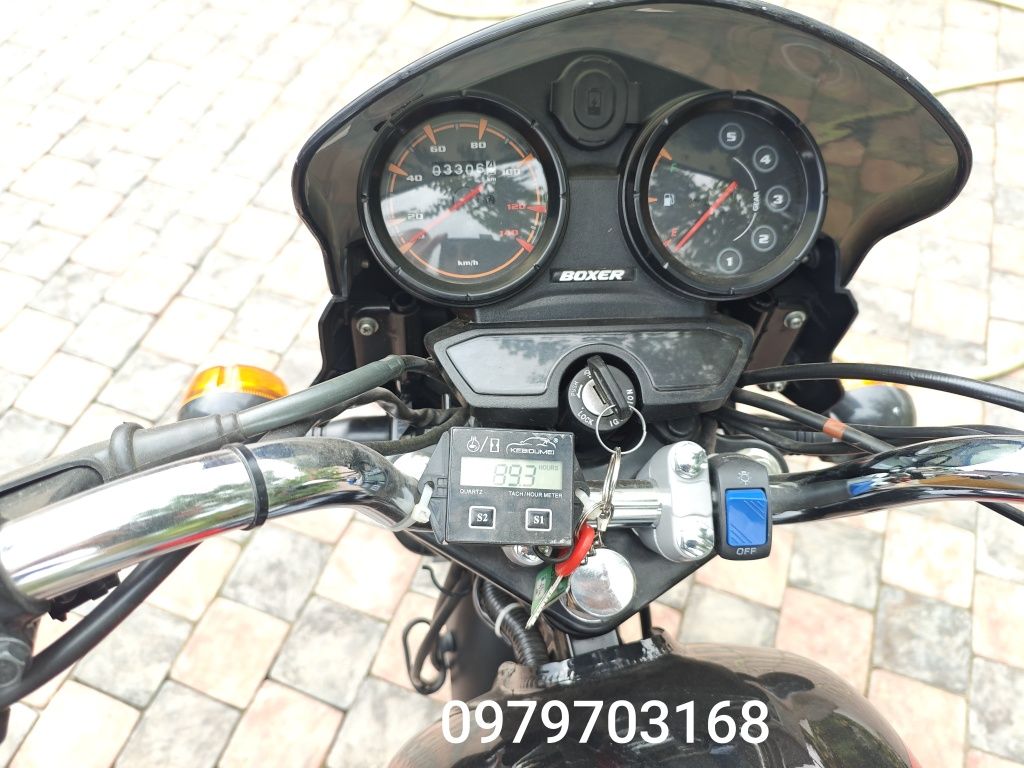 Bajaj 125 x. Баджаж 125 х