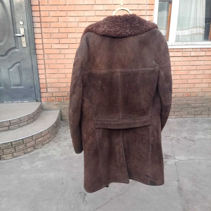 Тулуп зимний. Размер 50-52. Неношен