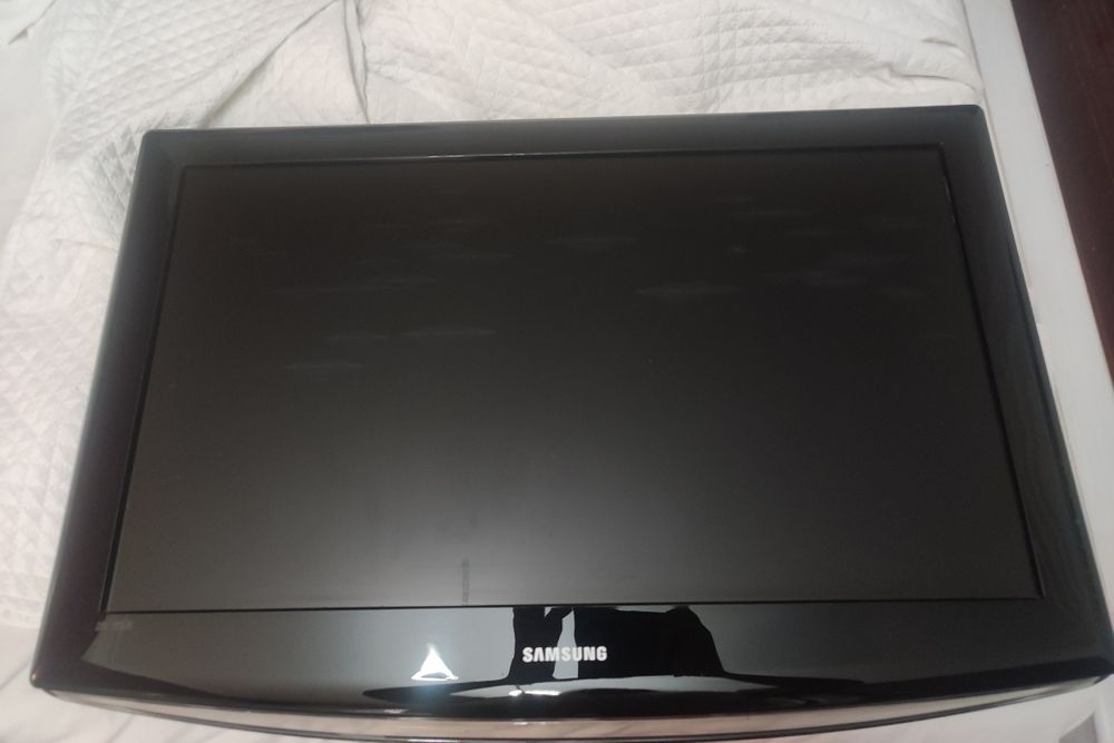 Televisão Samsung 32" - Não é Smart TV