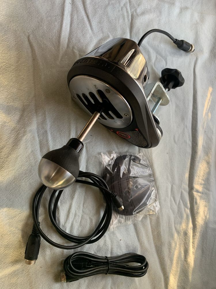 Thrustmaster add-on TH8A