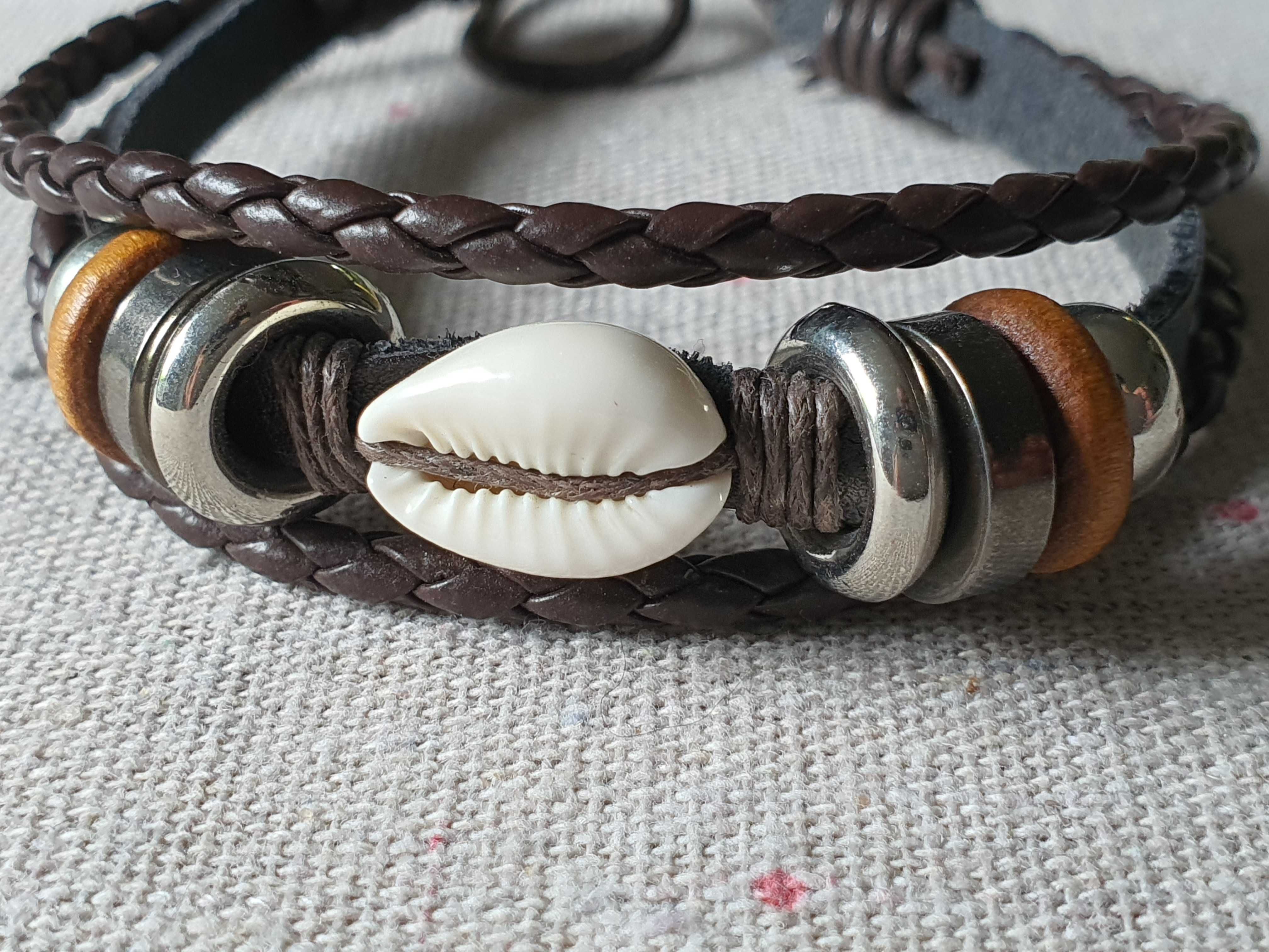 Ciekawa bransoletka handmade - rzemień muszla drewno