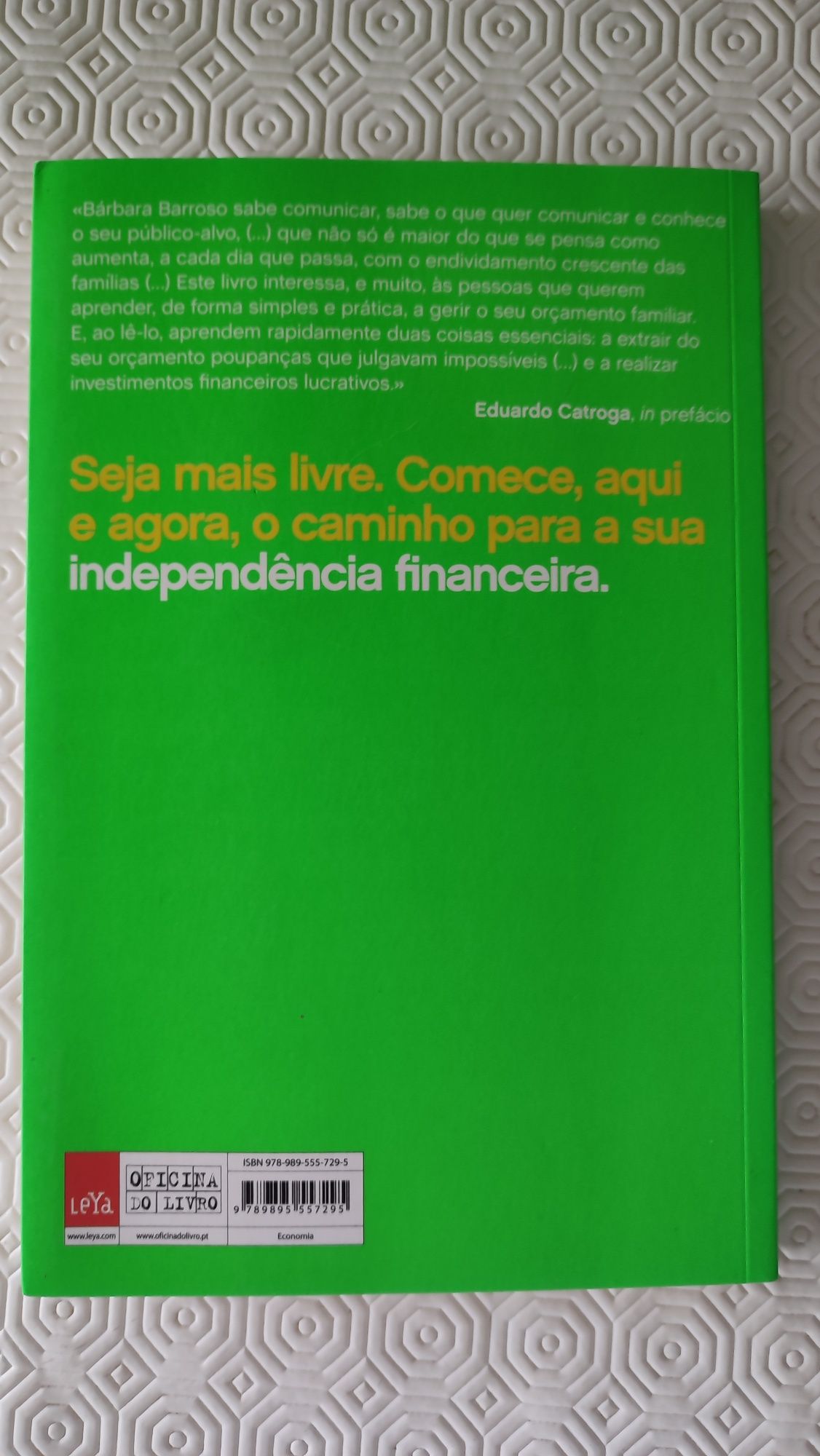 Tempos complicados, soluções simples, de Bárbara Barroso