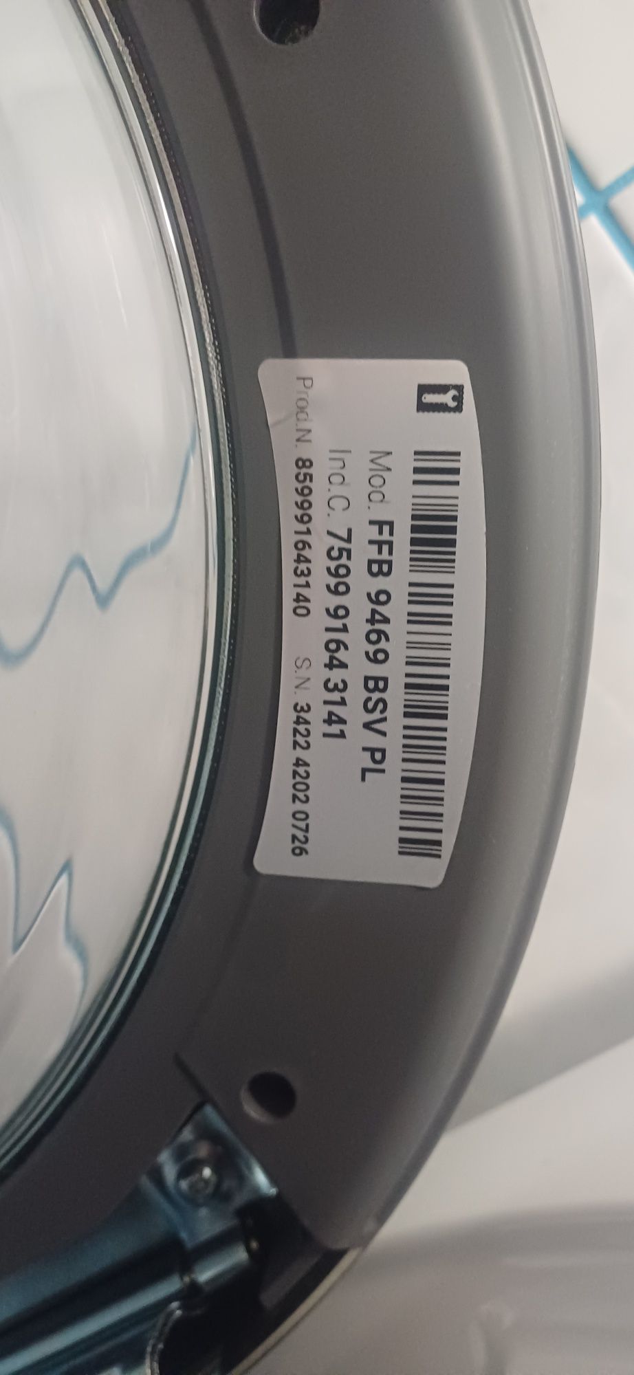 Cokół pralki Whirlpool Indesit