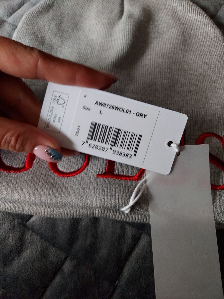Czapka zimowa damska Guess szara napis oryginał nowa