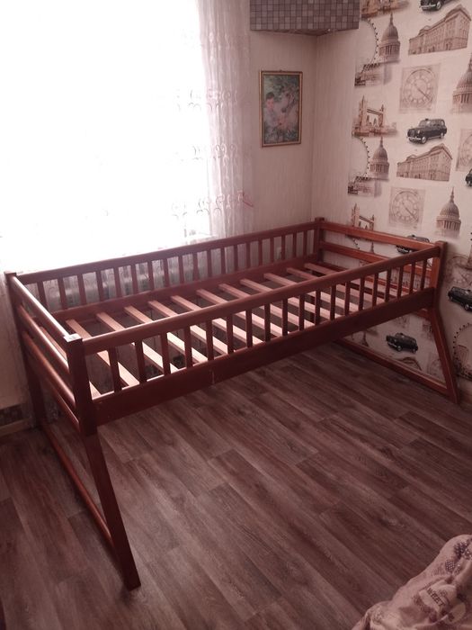 Продаю кровать, ліжко с матрасом