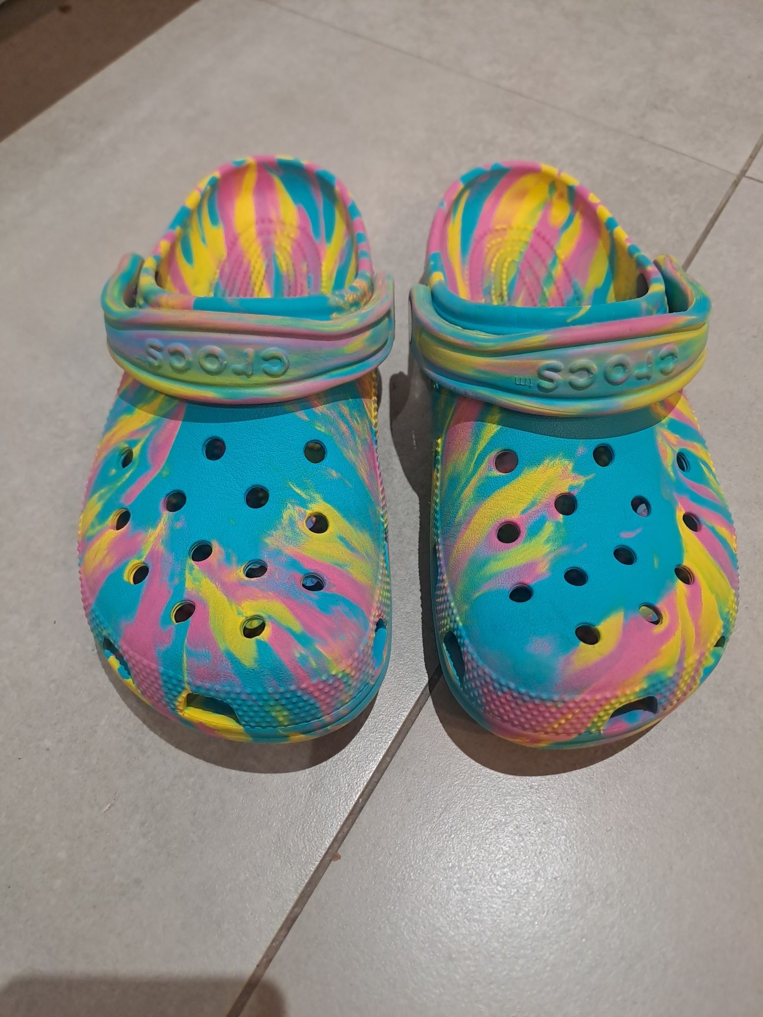 Crocs J4 nowe kolorowe