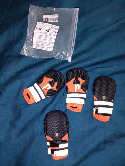 Рюкзак переноска ,Попона,обувь для собак ,жилет зимний