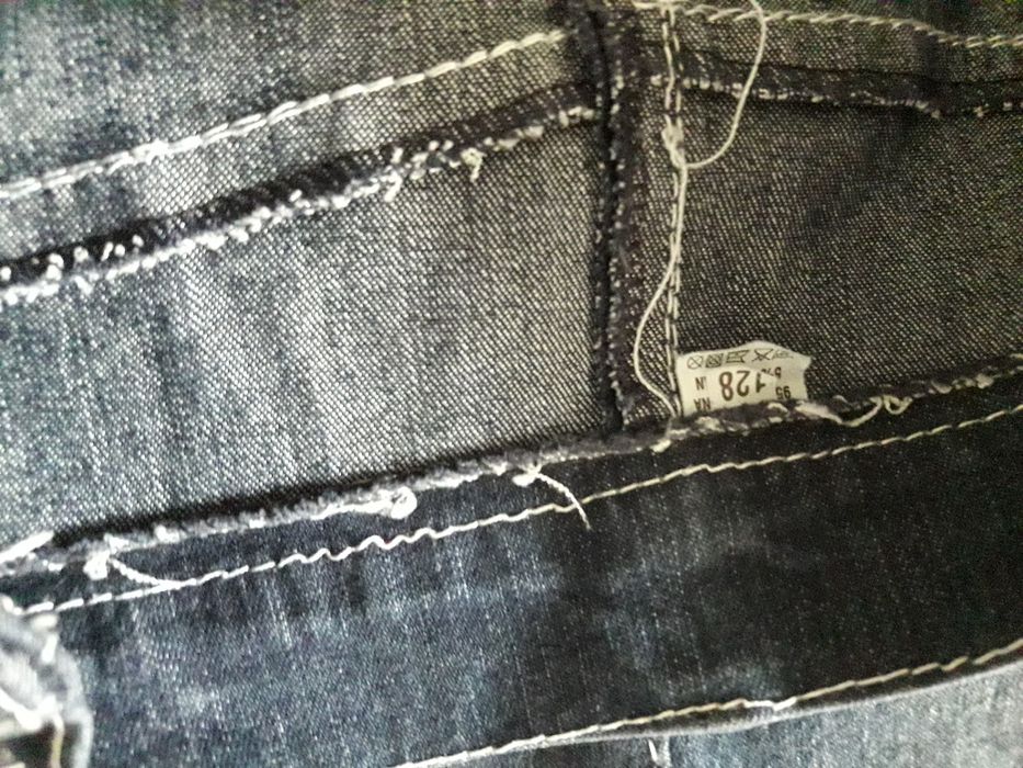 Spódnica granatowa 128 na zakończenie /początek roku