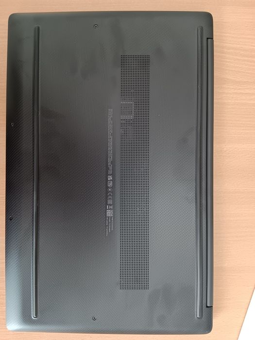 Ноутбук HP 17-cp1003ny Razen 5/16Gb/256Gb/Windows 11