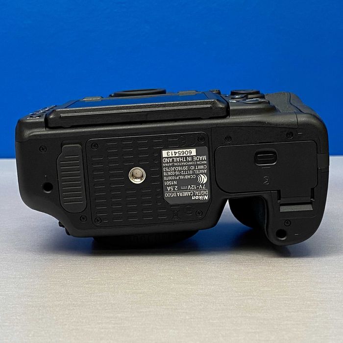 Nikon D500 (Corpo) - 20.9MP