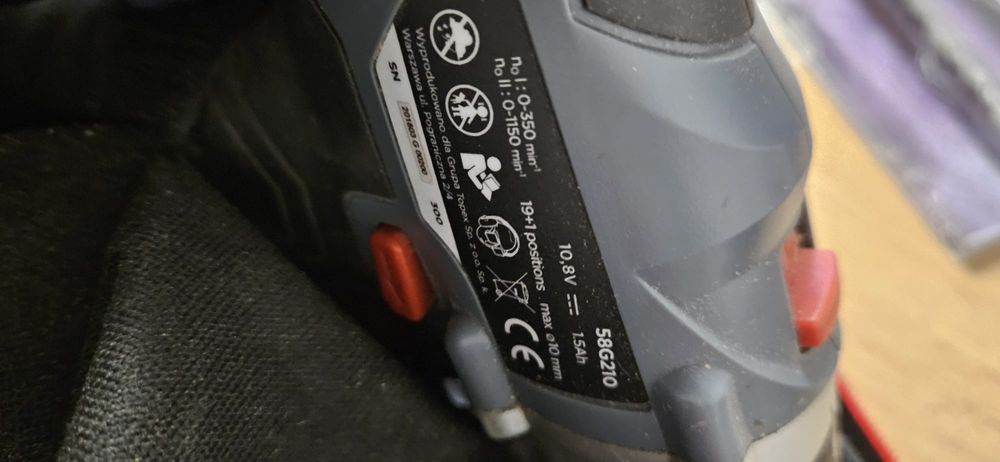 Wiertarko wkrętarka Graphite 58g210 zestaw dwie baterie