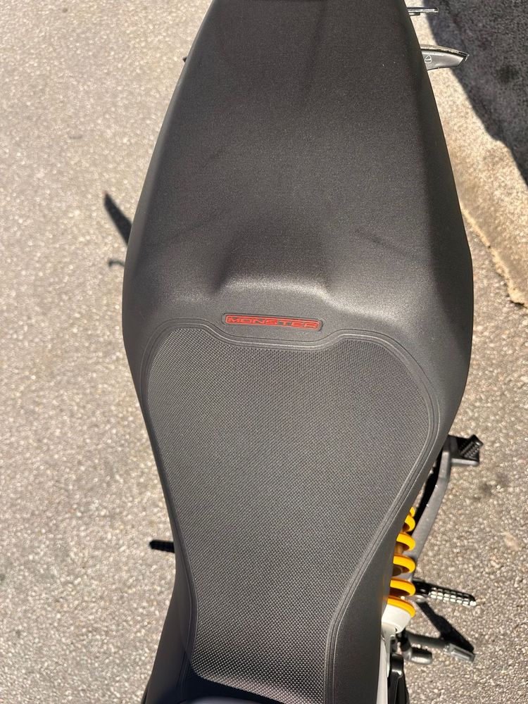Ducati Monster 797