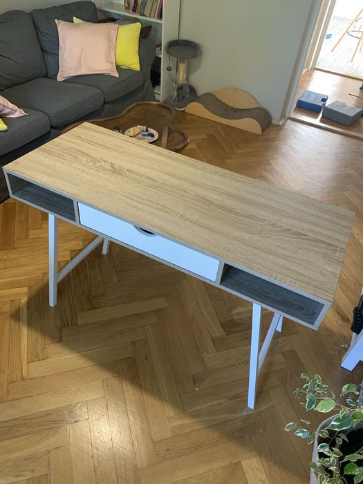 Biurko jysk jasnodębowe/ białe