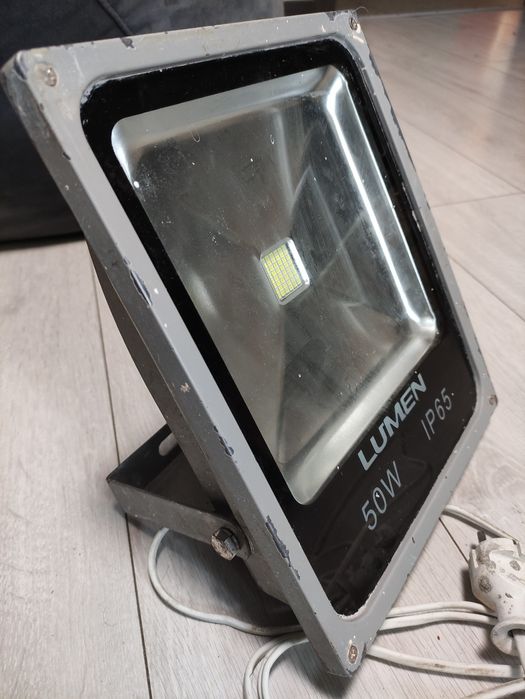 Светильник для стройки