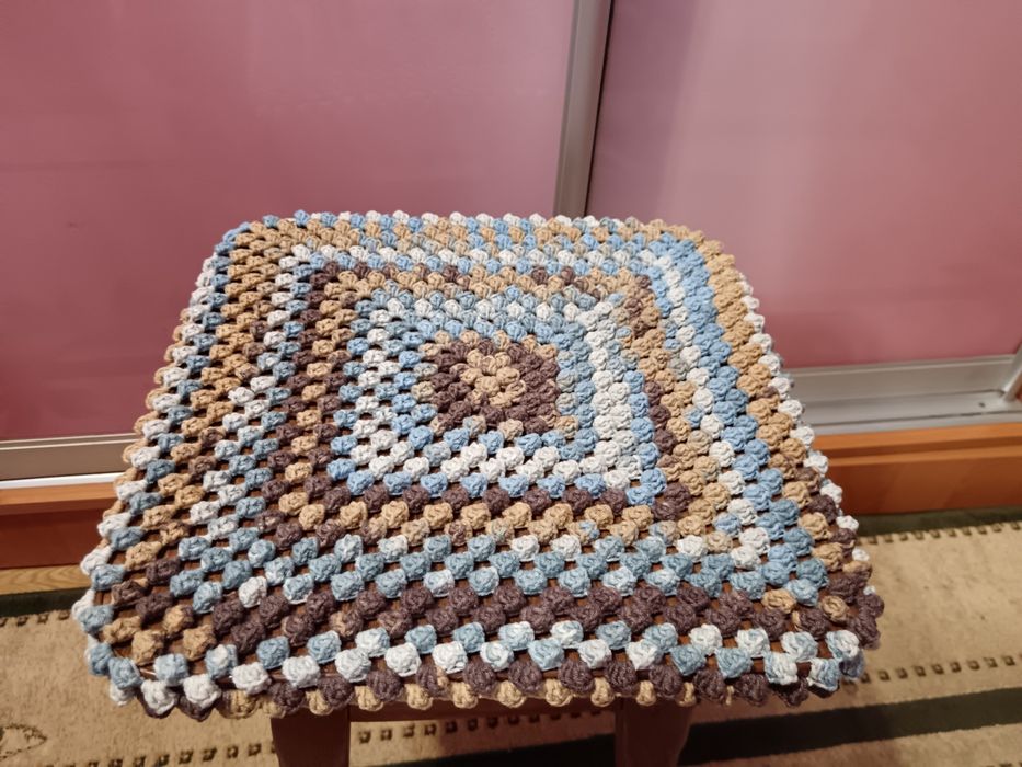 В'язані чохли на табуретку (набір)