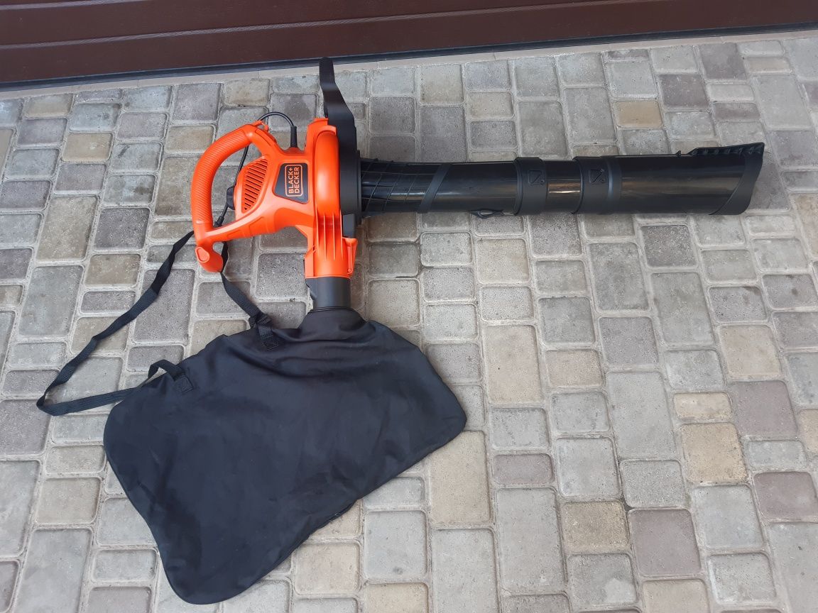 Садовый пылесос-воздуходув BLACK+DECKER GW2810