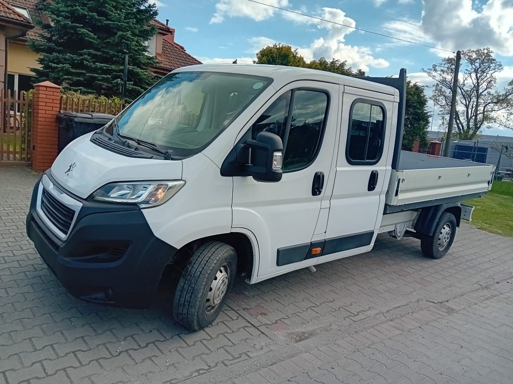 Peugeot Boxer Brygadówka / Doka 7 osobowy