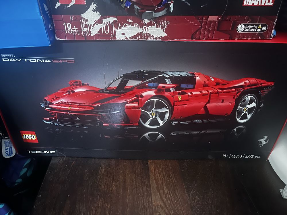 Lego Ferrari Technic 42143